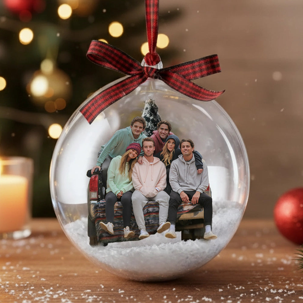 Clear Snow Globe Ornament, Creative Acrylic Keepsake for the Christmas Tree, A Heartwarming Gift for Family or Friends