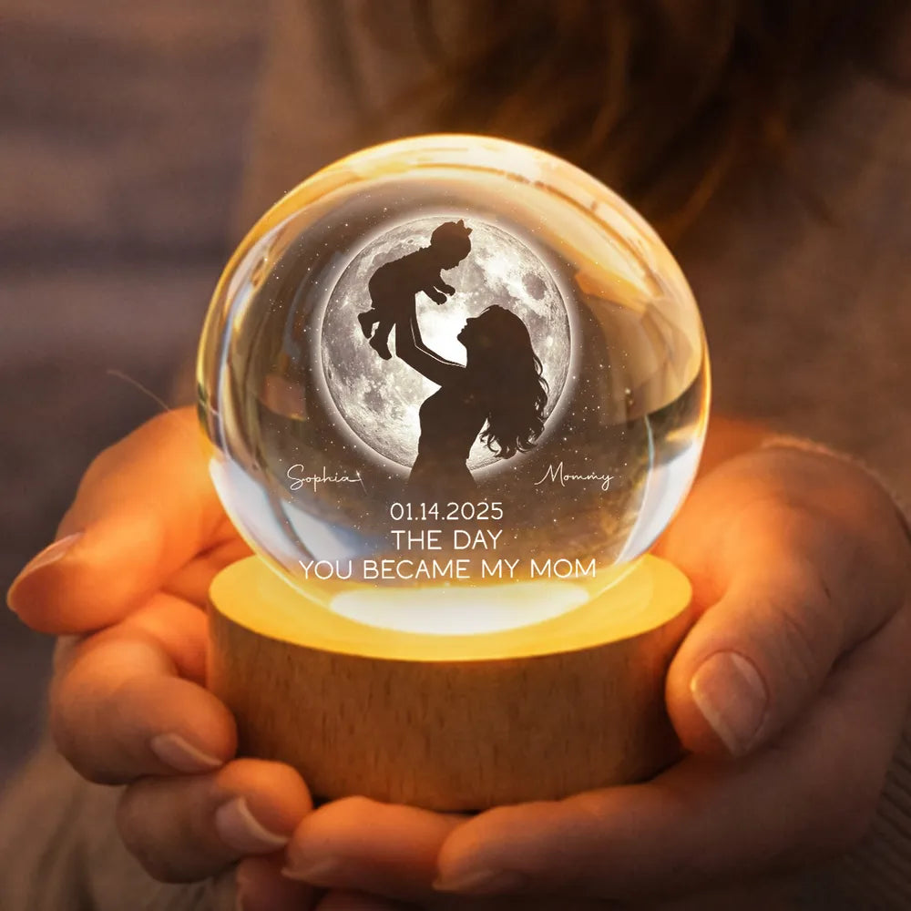 Personalized Globe Lamp with Mom Lifting Child Silhouette and Moon Glow, Unique Mother's Day Gift for Mom