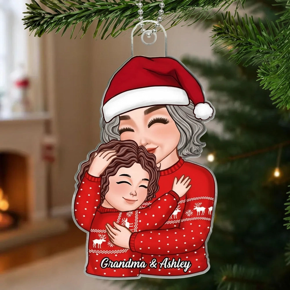 Christmas Acrylic Ornament – Grandma & Grandchild Hug Keepsake, Heartfelt Gift for Grandma