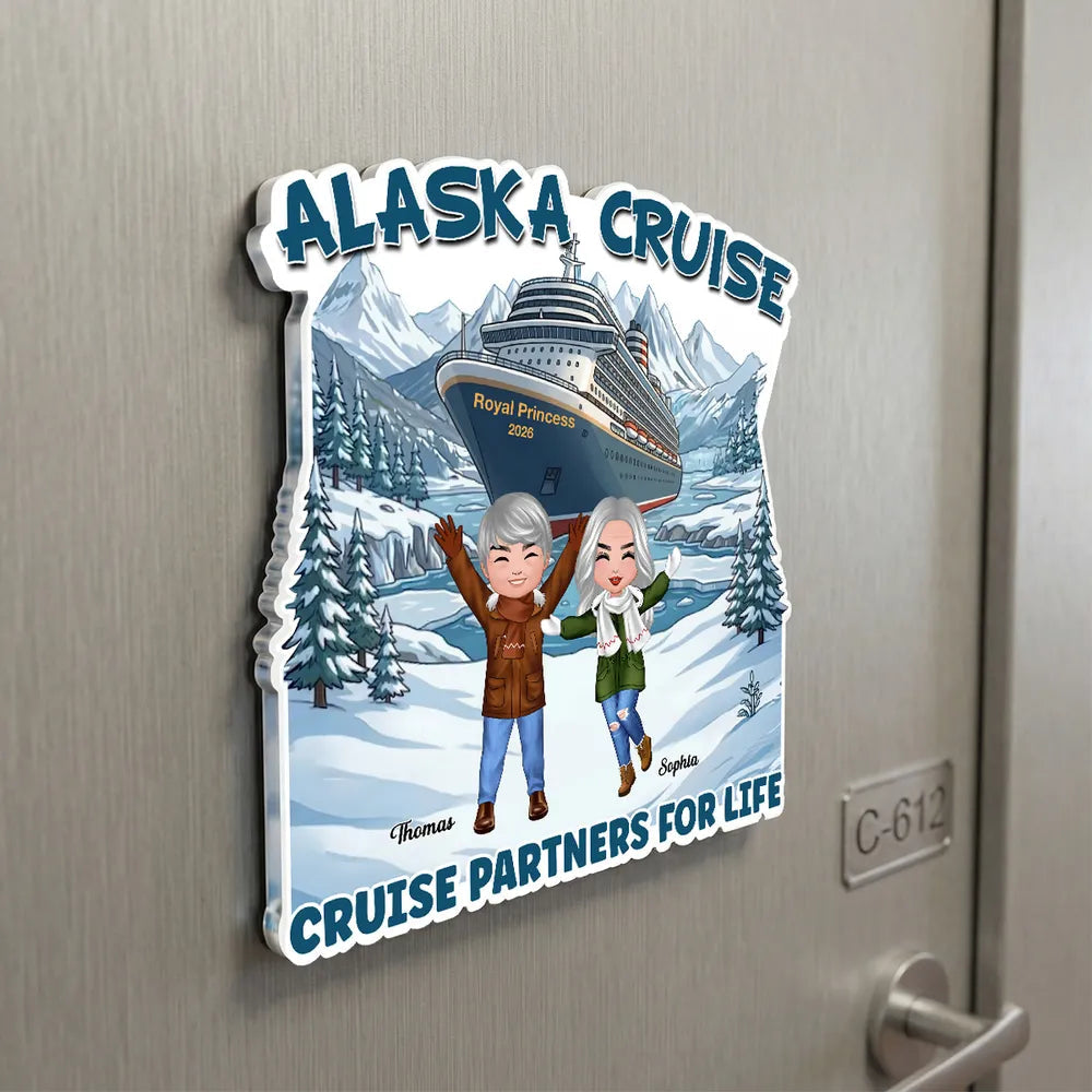 Personalized Alaska Cruise Acrylic Magnet for Couples, Cartoon Waving in Snowy Mountains, Unique Travel Gift